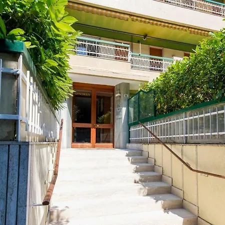 S25 18&19 Apartman San Remo